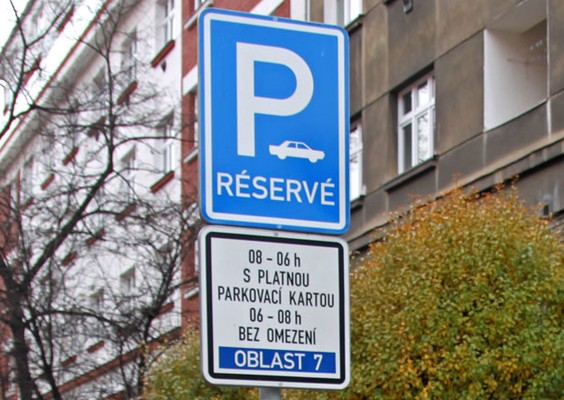 Jak hodnotíte záměr zavedení parkovacích zón v Praze 4? ... Obrázek 1