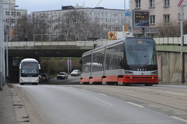 Špatné zprávy z dopravy v Praze 4 (Tučňák) Obrázek 1