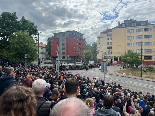 Květnové akce v Praze 4: rekonstrukce bojů na barikádách a ... Obrázek 1